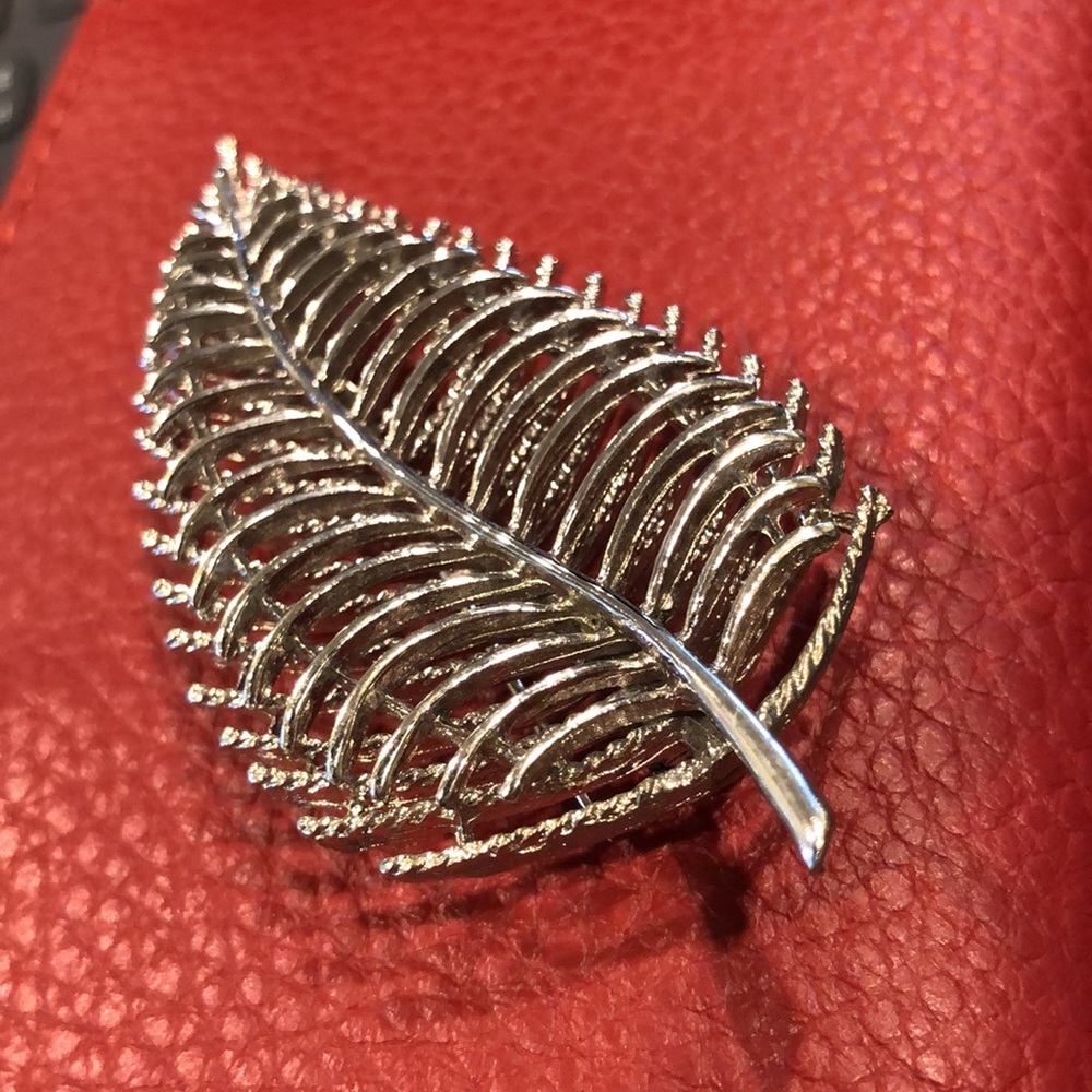 Silver Leaf Brooch. Stamped S.H.P. - Picture 13 of 13
